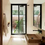 Hacienda Babylon - 9 10 Pools Gym&sauna