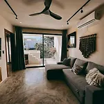 Luxury Penthouse With Jungle Views Apartamento *