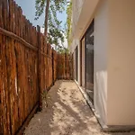 2 Bedrooms Apartment And Fully Equipped Kitchen Harmony Maxia