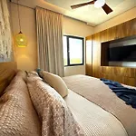 Side Jungle Retreat Jacuzzi Wifi Apartamento *