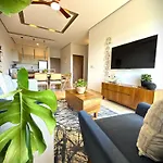 Side Jungle Retreat Jacuzzi Wifi *