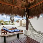 Penthouse Private Rooftop Terrace With Jacuzzi *