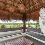 Penthouse Private Rooftop Terrace With Jacuzzi
