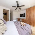 Lux 2 Bd W Balcony, Rooftop Pool In Aldea Zama Сasa de vacaciones Tulum