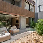 Humana Luxury Suite Private Pool & Huge Terrace