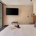 Humana Luxury Private Pool & Huge Terrace Apartment