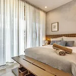 Gorgeous Luxury Penthouse At Xalet With Private Roof And Jacuzzi