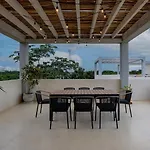 Penthouse With Private Pool, Rooftop, And Stunning Views *