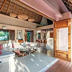 Villa Anana Casa Cantarena Beachfront Meals Included