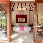 Anana Casa Cantarena Beachfront Meals Included *