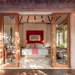 Anana Casa Cantarena Beachfront Meals Included