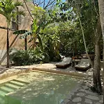 Boho 3br Organic Design Gated & Rooftop Holiday home