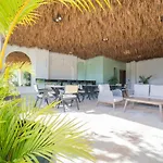 203 2 Bedroom Live The Paradise Exclusive Retreat