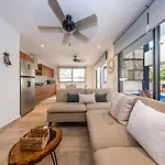 Apartamento Luxury Private Pool And Movie Theater Retreat