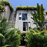 Jungle Sanctuary With Spa