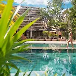 Peregrina 302b 1-bedroom Luxury Apartment *