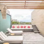 Apartamento Luxurious Ph Private Pool Beachclub Mistiqtulum *