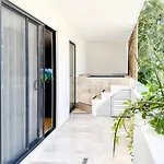 Apartment 2bd With Private Balcony & Jacuzzi Aldea Zama View