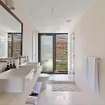 Сasa de vacaciones Vibe - Stylish 2br Ph With Private Pool