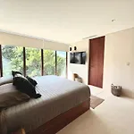 Vibe - Stylish 2br Ph With Private Pool *