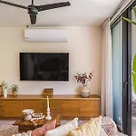 Apartment 2 Bedroom Bliss Stunning Rooftop Gym Osmosis Desk Tulum