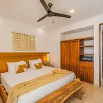 2 Bedroom Bliss Stunning Rooftop Gym Osmosis Desk *