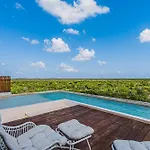 2 Bedroom Bliss Stunning Rooftop Gym Osmosis Desk *