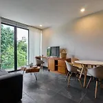 Casa Baay - Private 17 Bedroom House, 34 Pax, Rooftop And Pool + Concierge Holiday home *