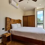 Casa Baay - Private 17 Bedroom House, 34 Pax, Rooftop And Pool + Concierge Tulum