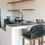 Casa Baay - Private 17 Bedroom House, 34 Pax, Rooftop And Pool + Concierge *