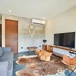 Casa Baay - Private 17 Bedroom House, 34 Pax, Rooftop And Pool + Concierge Holiday home Tulum