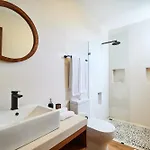 Casa Baay - Private 17 Bedroom House, 34 Pax, Rooftop And Pool + Concierge Tulum
