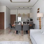 Amira District Apartamento