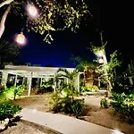 Private Pool & Grill 2 Bedroom Jungle Apartment 416