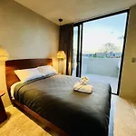 Private Pool & Grill 2 Bedroom Jungle Apartment 416