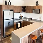 Luxury Penthouse, Private Pool, King Suites