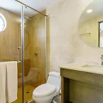 Apartment Charming Nature-inspired With Sultry Surroundings By Stella *