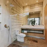 Tuuk: Luxury 5-bedroom With Private Pool And Concierge Villa *