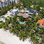 Beachfront Tankah 3 Villa For 18 Guests!