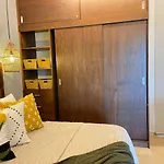 Luxury 3bd With Balcony And Rooftop Pool Apartamento *