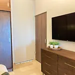 Luxury 3bd With Balcony And Rooftop Pool Apartamento *