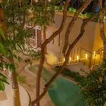 Apsara Private Villas With Top Plunge Pools