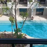 Modern In Core Pool Nature Apartamento