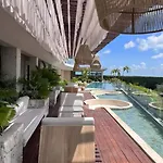 Luxe Jacuzzi Apartamento