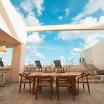 Casa Chicil Family Stay Free Beach Club
