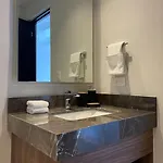Luxe Jungle Retreat With Private Terrace & Jacuzzi In Aldea Zama Apartamento *