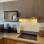 Luxe Jungle Retreat With Private Terrace & Jacuzzi In Aldea Zama Apartamento *