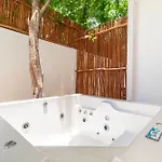 Apartamento With Private Rooftop In Tulum, 2 Br Tulum