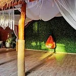 Bright Studio Ph Downtown With Private Pool And Terrace