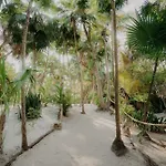 Villa Serenidad - Luxury Retreat In Tulum